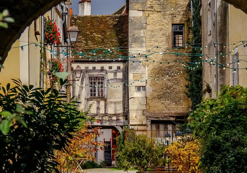 Tourisme et villages de Bourgogne près du camping